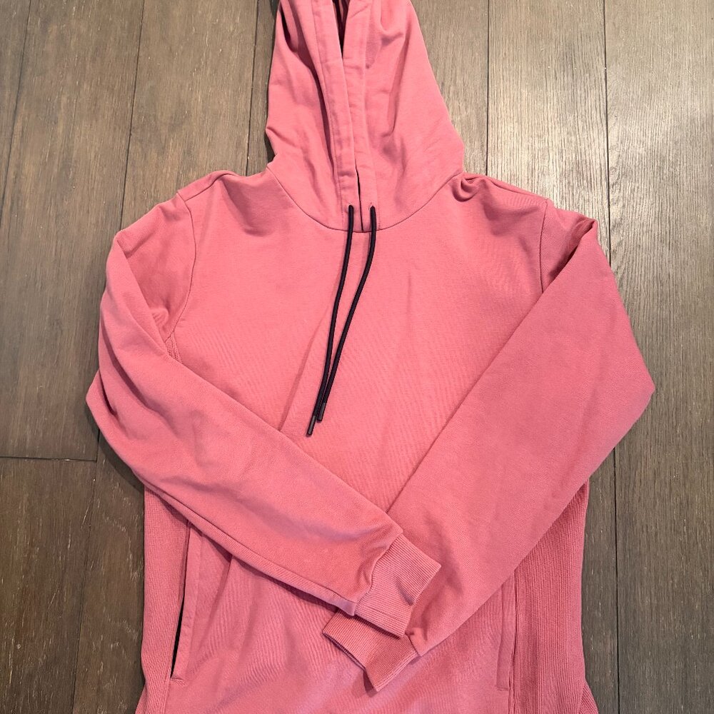Mens Fabletics Hoodie - Size Medium- Dusty Rose